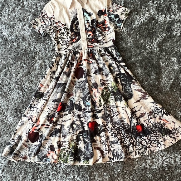 Korean Dresses - Picture 6 of 7